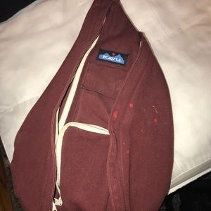 Maroon Kavu